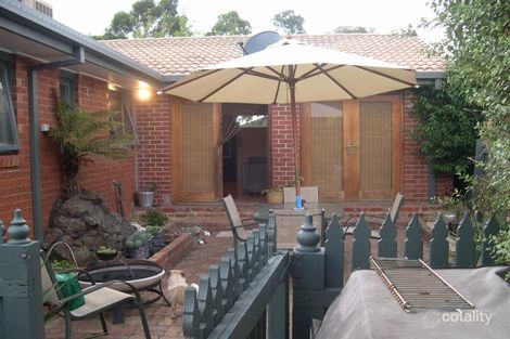 6 Valley Ct, Croydon South, VIC 3136