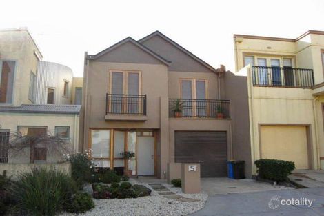 5 Kooyong Cl, Hawthorn East, VIC 3123