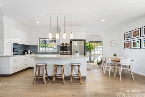 Property photo of 7 Lyrebird Place Orange NSW 2800