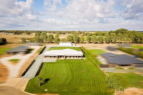 56 Pinerate Pl, Echuca, VIC 3564