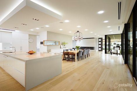 Property photo of 5 Testar Grove Caulfield North VIC 3161