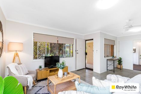 Property photo of 13 Rathbone Place Labrador QLD 4215