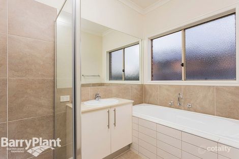 Property photo of 11 Campaspe Way Point Cook VIC 3030