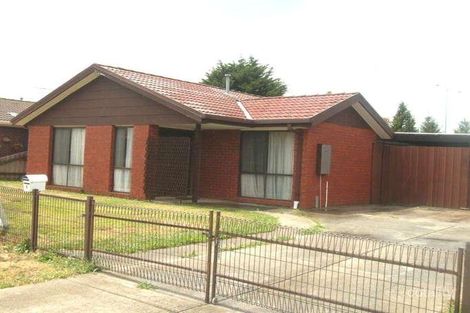 Property photo of 8 Mitchell Crescent Meadow Heights VIC 3048