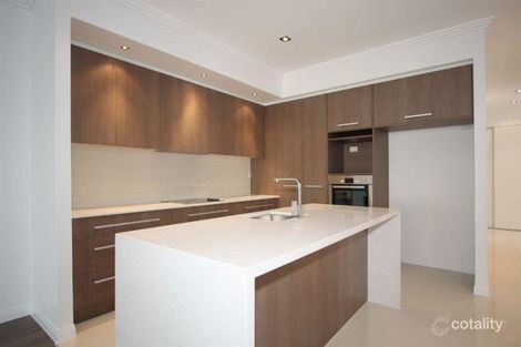 Property photo of 1/24 Compass Drive Biggera Waters QLD 4216