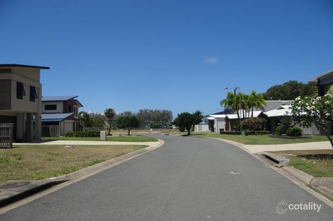 Property photo of 13 Turtle Place Blacks Beach QLD 4740