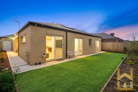 Property photo of 13 Tangerine Road Manor Lakes VIC 3024