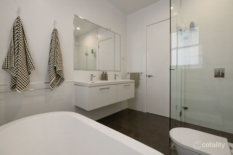 Property photo of 28 Nairn Street Milton QLD 4064