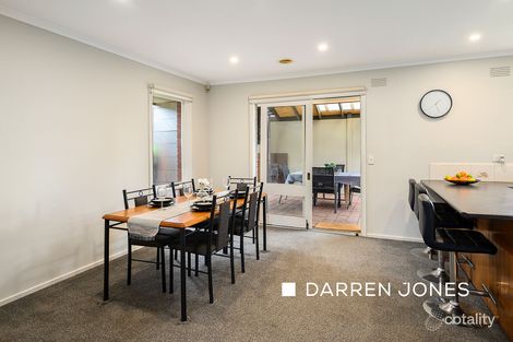Property photo of 18 Blue Gum Court Greensborough VIC 3088