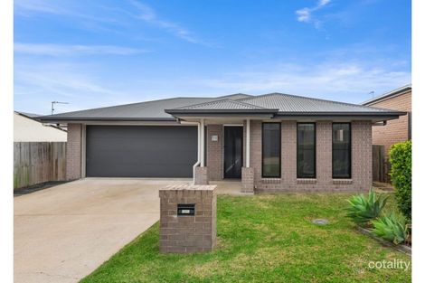13 DIVA LANE, GLENVALE, QLD 4350