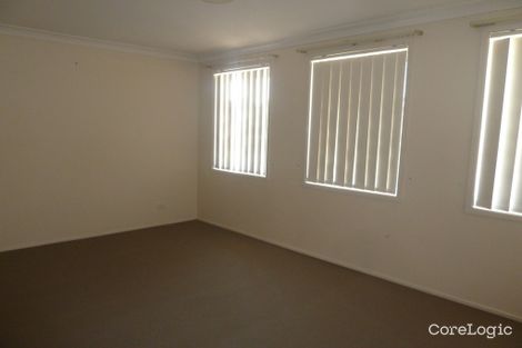 Property photo of 5 Englewood Way Glenmore Park NSW 2745