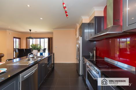 Property photo of 5 Weight Close Horsham VIC 3400