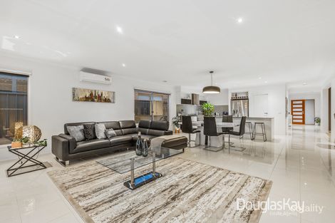 Property photo of 13 Patera Grove Fraser Rise VIC 3336