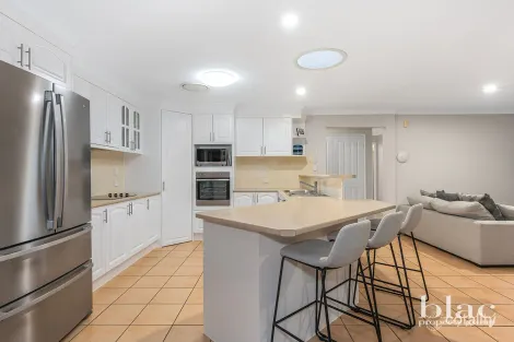 Property photo of 1 Pheasant Court Cashmere QLD 4500