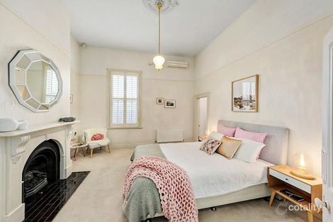 Property photo of 8 Pine Grove Malvern VIC 3144