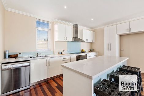 Property photo of 32 Grattan Place Richmond VIC 3121