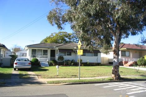 25 Andrew Ave, Canley Heights, NSW 2166
