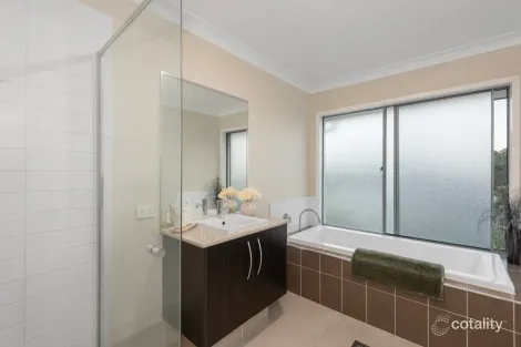 Property photo of 8 Warrandyte Street Upper Coomera QLD 4209
