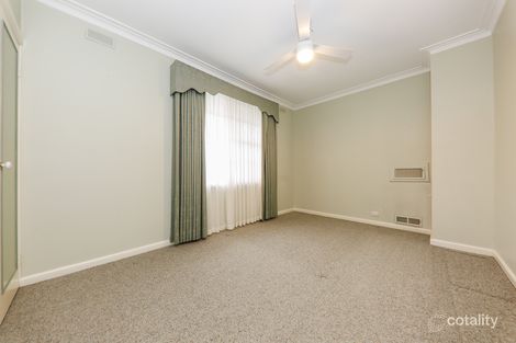 Property photo of 47 Middleborough Road Burwood VIC 3125