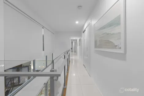 Property photo of 62 River Links Boulevard East Helensvale QLD 4212