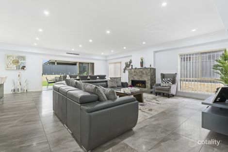 Property photo of 3 Caulfield Close Currans Hill NSW 2567