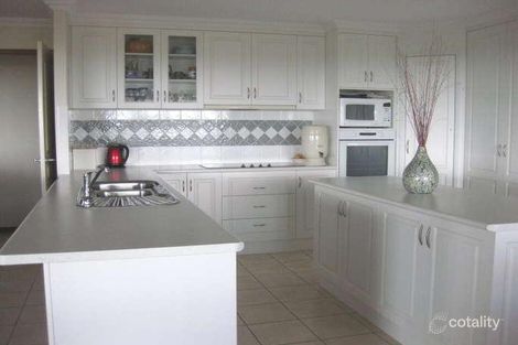 Property photo of 10 Volp Court Highfields QLD 4352