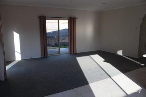 Property photo of 22 Palm Square Drouin VIC 3818