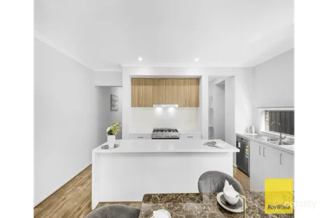 Property photo of 12 Window Road Tarneit VIC 3029