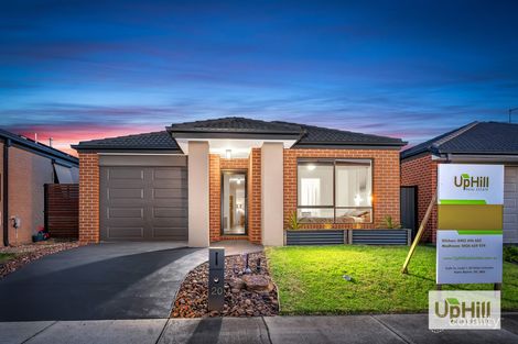 Property photo of 20 Fleuve Rise Clyde North VIC 3978