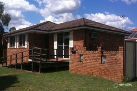 20 Brennan Pl, Minto, NSW 2566