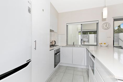 Property photo of 2/22 Hedley Avenue Nundah QLD 4012