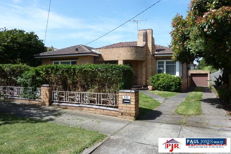 Property photo of 18 May Street Bentleigh East VIC 3165