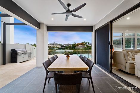 Property photo of 70 Lakeview Boulevard Mermaid Waters QLD 4218