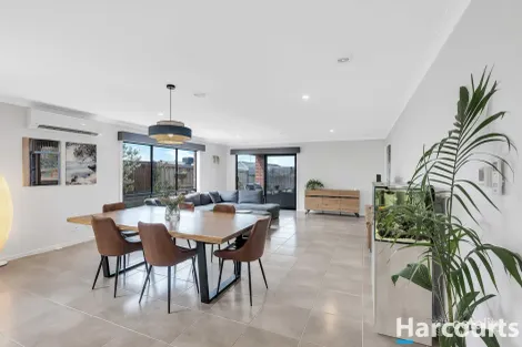 Property photo of 19 Unison Drive Clyde VIC 3978