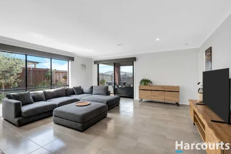 Property photo of 19 Unison Drive Clyde VIC 3978