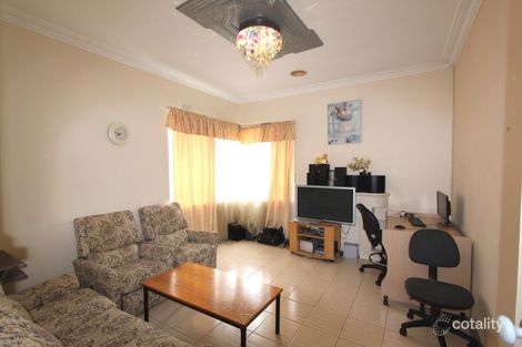 Property photo of 27 Compton Parade Sunshine North VIC 3020