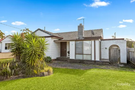 13 Albert St, Unanderra, NSW 2526