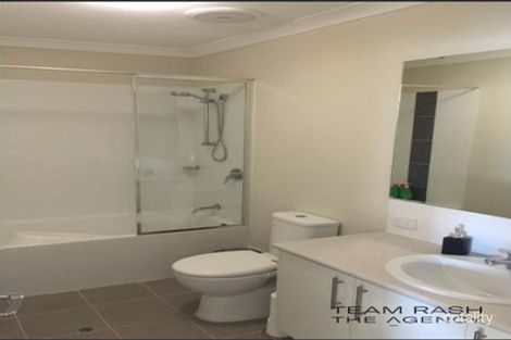 Property photo of 44/46 Gibbs Road Aubin Grove WA 6164
