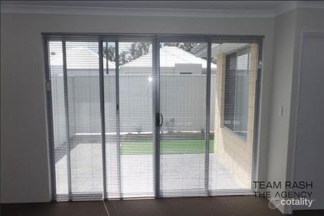Property photo of 44/46 Gibbs Road Aubin Grove WA 6164