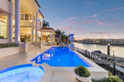 Property photo of 8083 Riverside Drive Hope Island QLD 4212