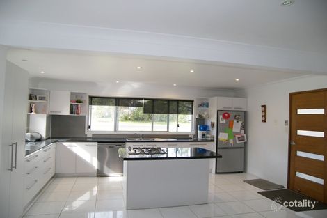 Property photo of 10 Boondoon Crescent Ocean Shores NSW 2483