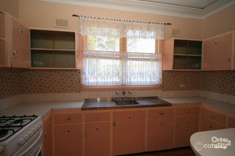 Property photo of 383 Macquarie Road Springwood NSW 2777