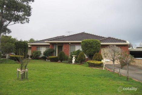 18 Gunbower Cres, Meadow Heights, VIC 3048