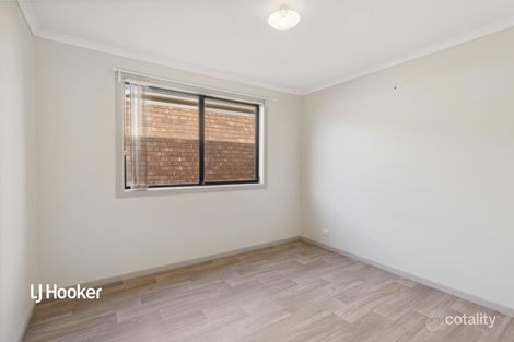 Property photo of 36 Oakwood Circuit Munno Para West SA 5115