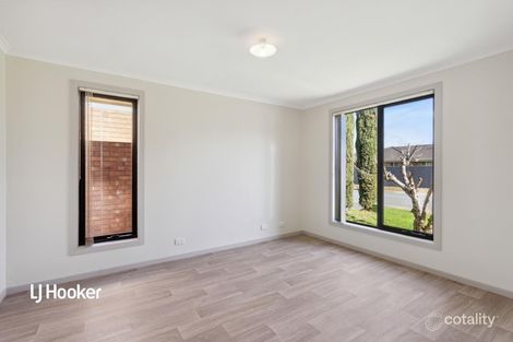 Property photo of 36 Oakwood Circuit Munno Para West SA 5115