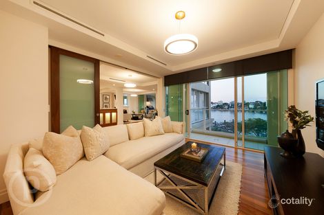 Property photo of 4N/39 Castlebar Street Kangaroo Point QLD 4169