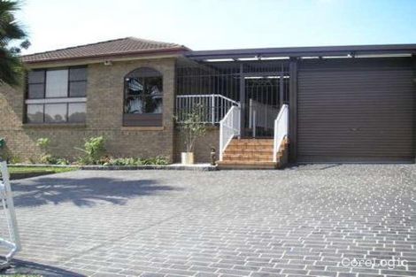 239 Banks Dr, St Clair, NSW 2759