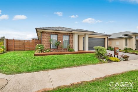 Property photo of 7 Cartwright Grove Cranbourne East VIC 3977