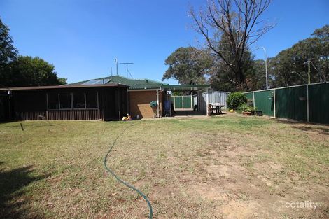 Property photo of 77 Solander Drive St Clair NSW 2759