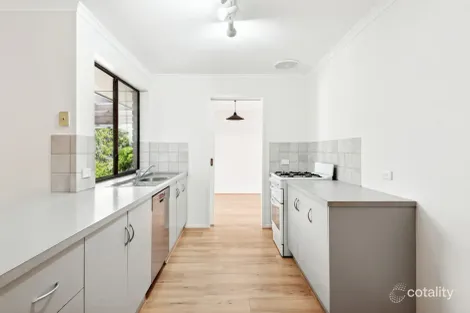 Property photo of 8 Arachne Drive Hallett Cove SA 5158